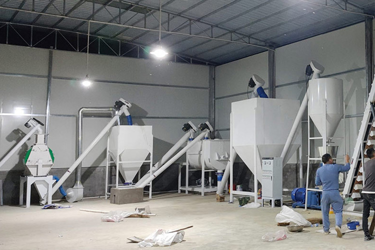 Flat Die Pig Feed Pellet Production Line